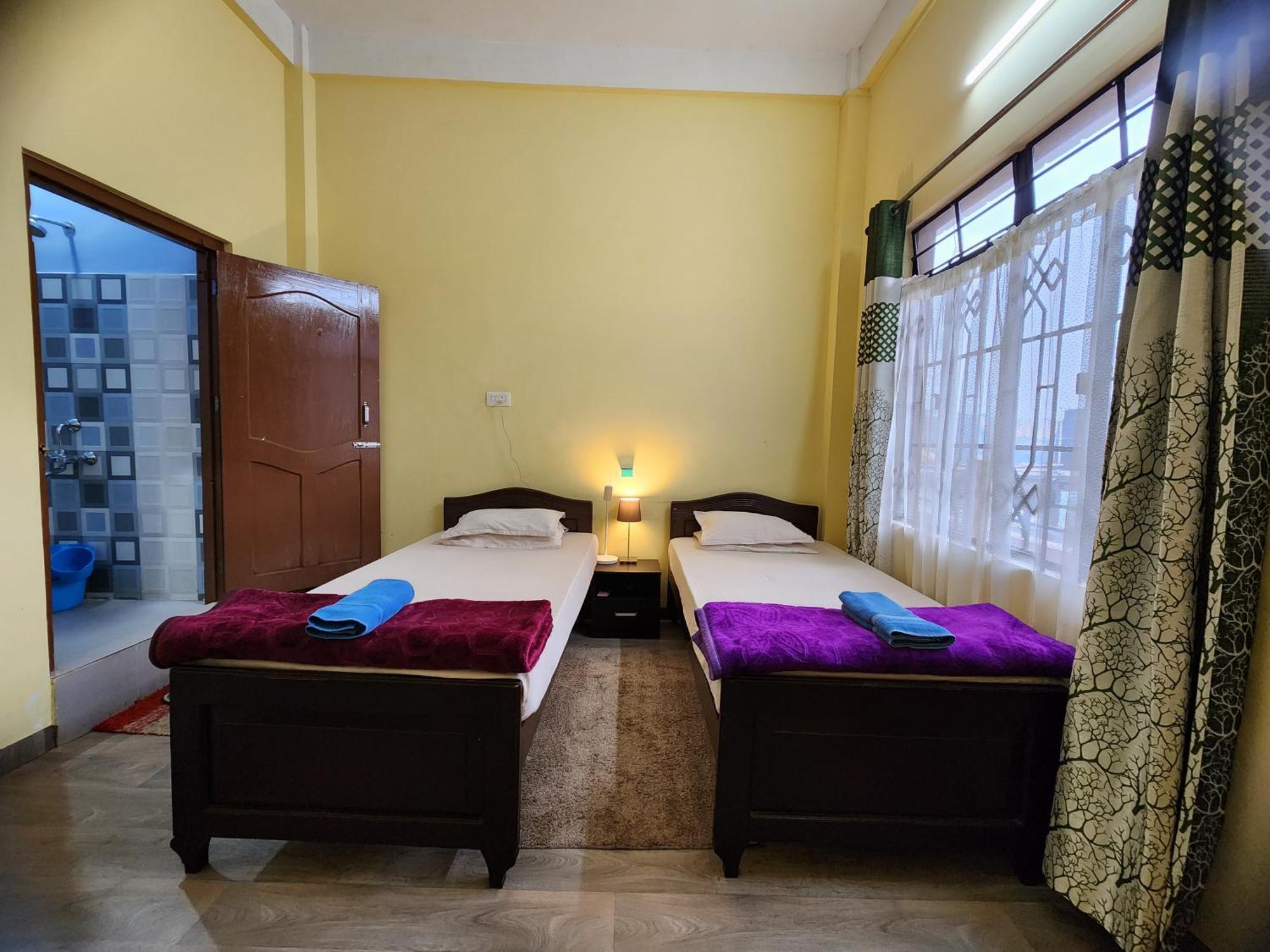 Cafe Sola Bnb Shillong Exterior photo